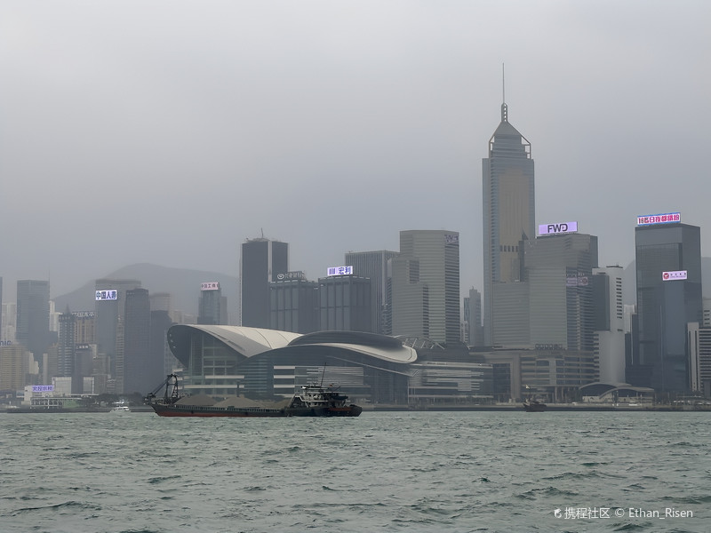 探访香港，今日开放与活力并存的东方之珠