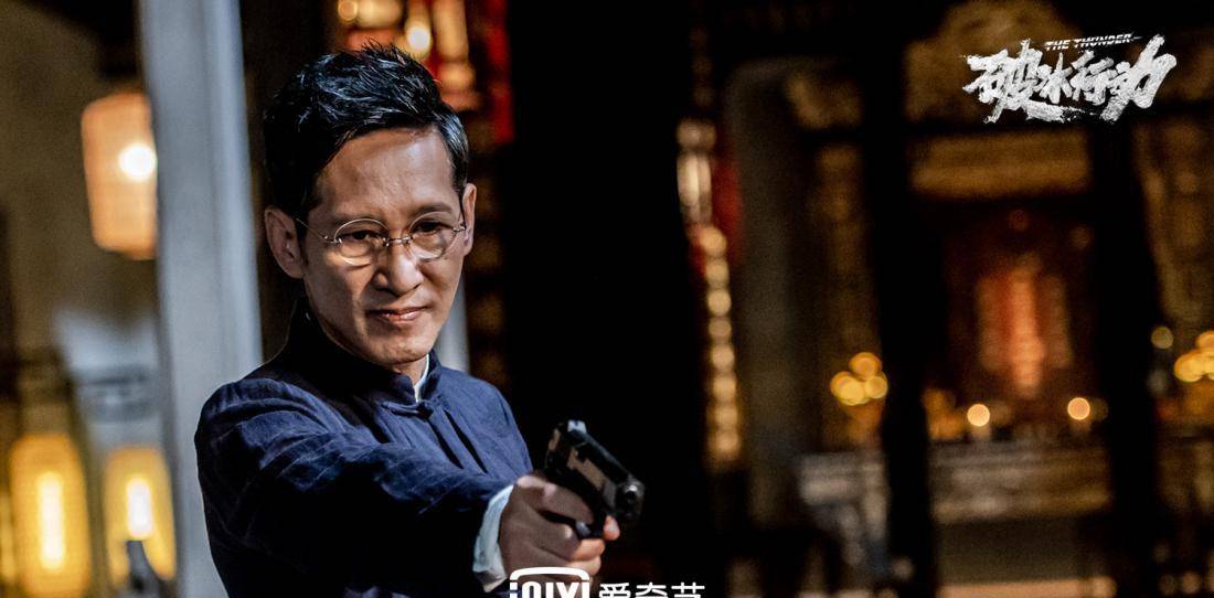 揭秘澳门六叔的神秘面纱，真实身份与最新照片全览