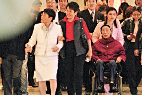 澳门六叔近期新闻报道视频播放大全，揭秘澳门博彩业新动向与社区发展新面貌
