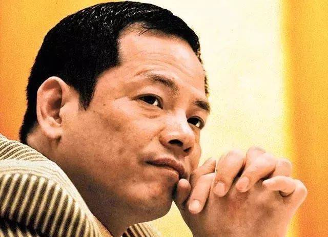 澳门六哥老板的神秘面纱，揭秘与争议