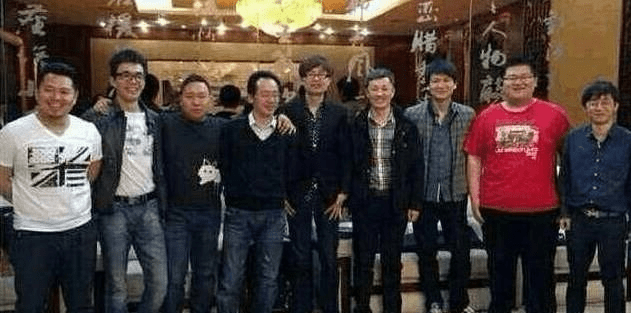 揭秘澳门六叔的传奇人生，一位赌场风云人物的背后故事