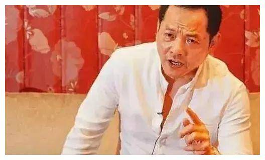 揭秘澳门六叔的传奇人生，一位赌坛巨擘的背后故事